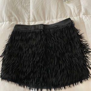 Express Women’s Size 4. Polyester